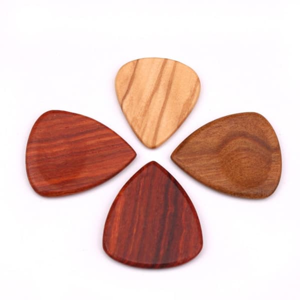 4 st Akustiska Gitarrplektrum Gitarrplektrum Träplektrum Akustiska 4pcs