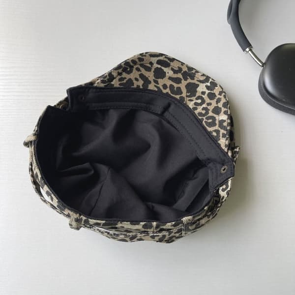 Leopardprint kasket Leopardbaret Britisk skyggekasket