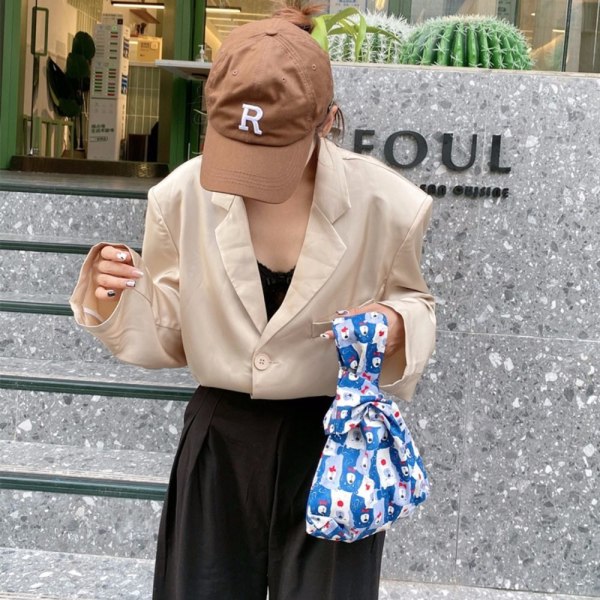 Knot Wrist Bag Mini Handbag A A A