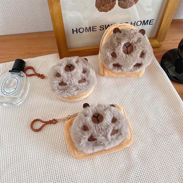 Tecknad Capybara Purse Plysch Djurdocka Nyckelring 4 4 4