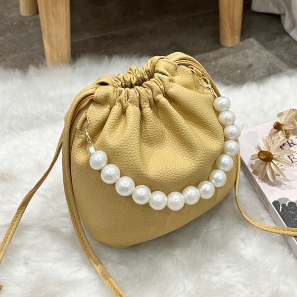 Axelväskor Crossbody Väska GUL yellow