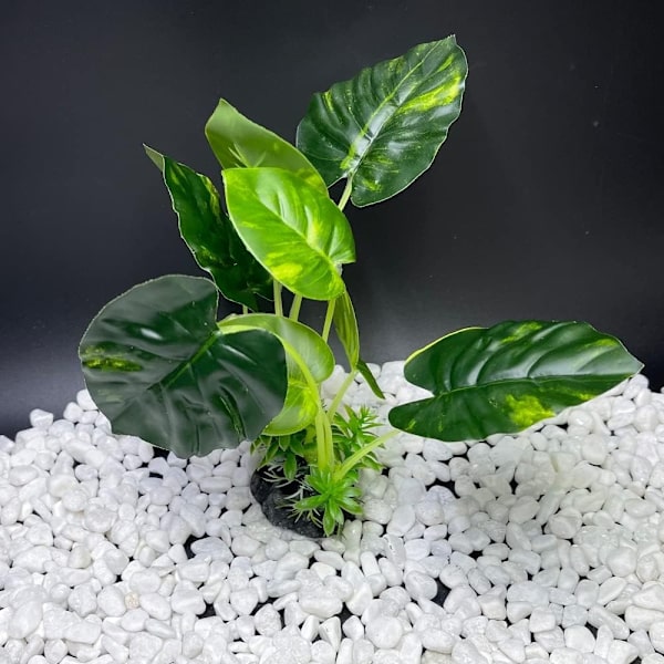Kunstige vannplanter Fisketankplanter A A A