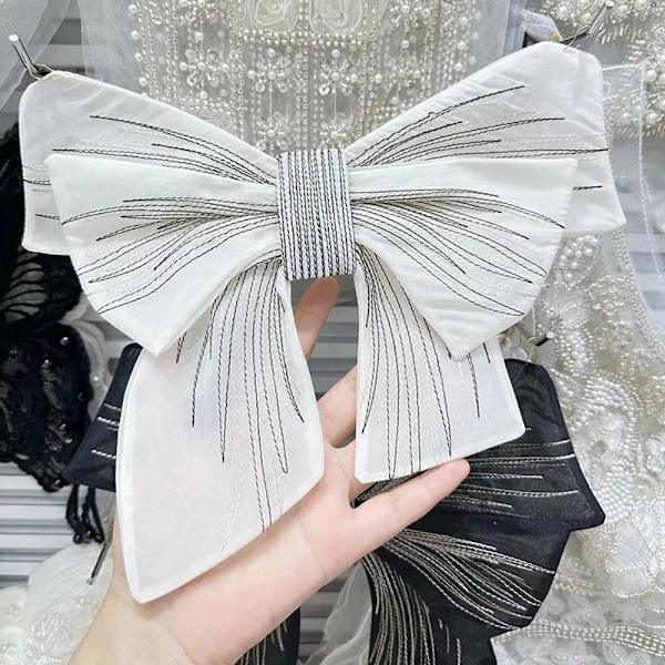 Big Chiffon Bow Rintaneulat Käsintehty rintaneula MUSTA black