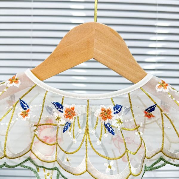 Rabbit Embroidery Lasten kaulus Hanfu Cloud Olkapää