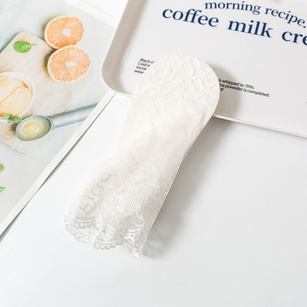 1pari läpinäkyvät sukat Invisible Ruffle Sock MUSTA BLACK