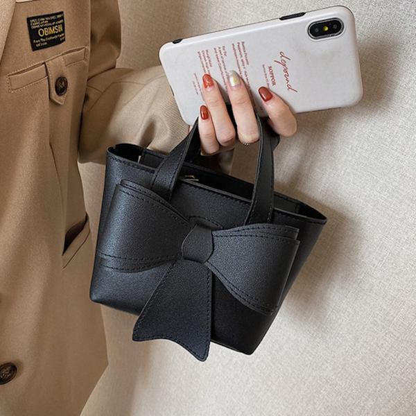 Liten axelväska Bow Design Handväskor KHAKI L khaki L