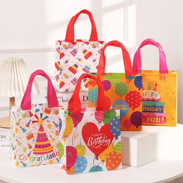 Favor Gift Bags Lahjapakkauspussi 4 4 4