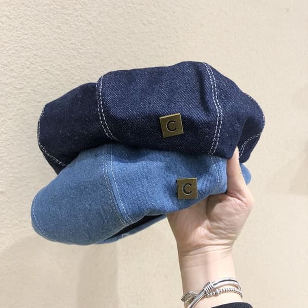 Baret Hatte Malerhat LYSEBLÅ light blue