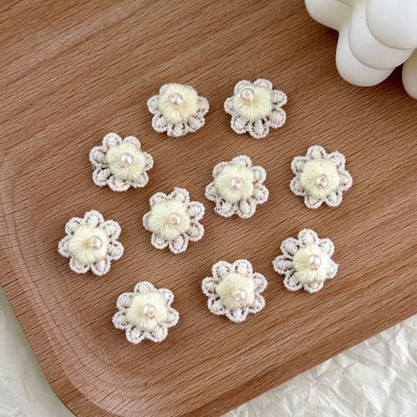 20 stk/parti Lille Flower Patch Broderi Sticker 3 3 3