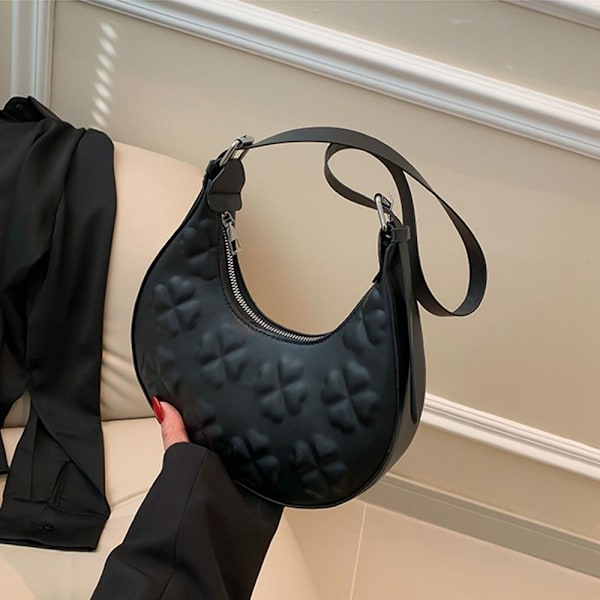 Olkalaukku Clutch Käsilaukut MUSTA black