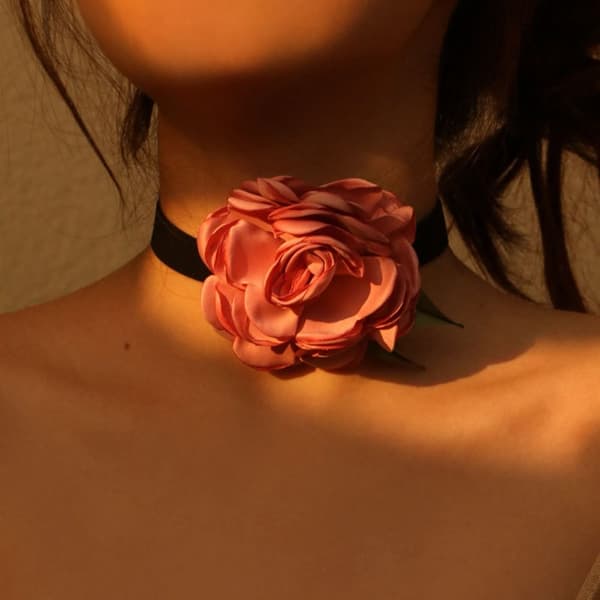 Blomma Choker Chokerhalsband 2 2 2
