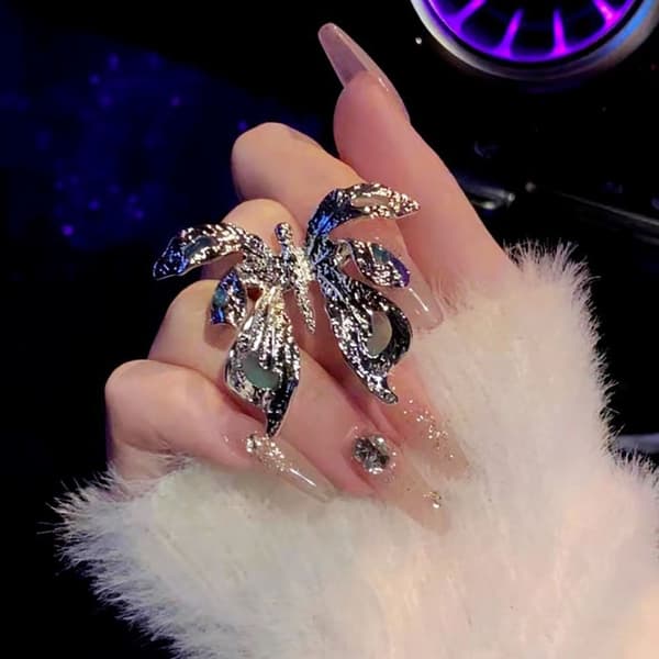 Halsband nyckelbenskedja RING RING Ring
