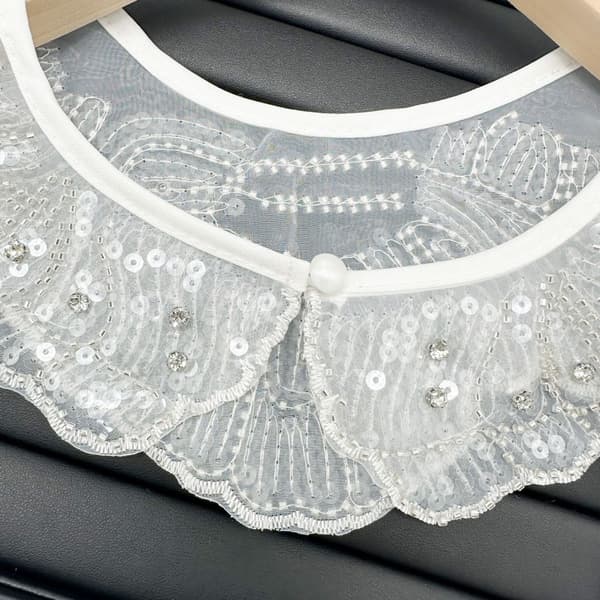 Perlekrave Broderte Krystallkrave B B B