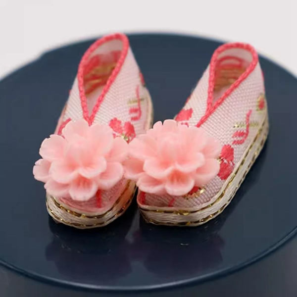 Doll Ancient Shoes Litteät kengät 4 4 4