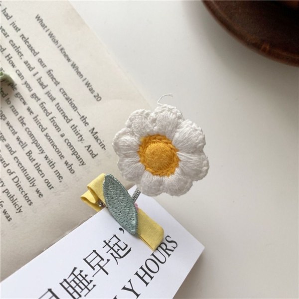 5kpl 3D Auringonkukan otsatukka Clip Knitted Spring Hiusneula VALKOINEN white