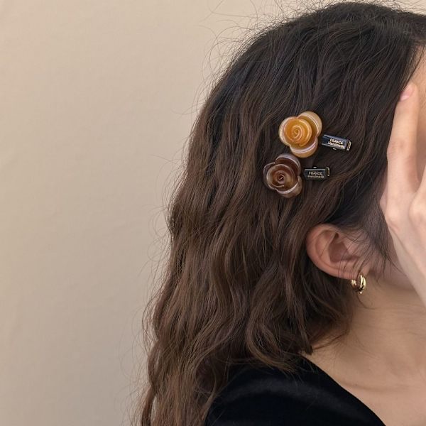 Tredimensionell Rose Hårnål Elegant Rose Flower Barrettes beige