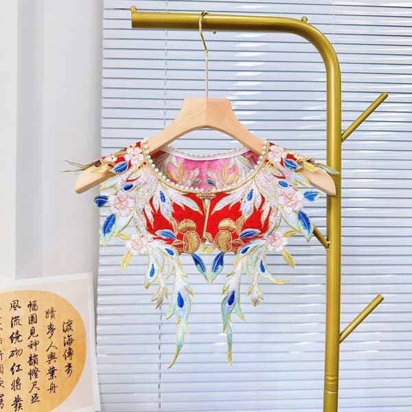 Brodert Perlekrage sky skulder 2 2 2