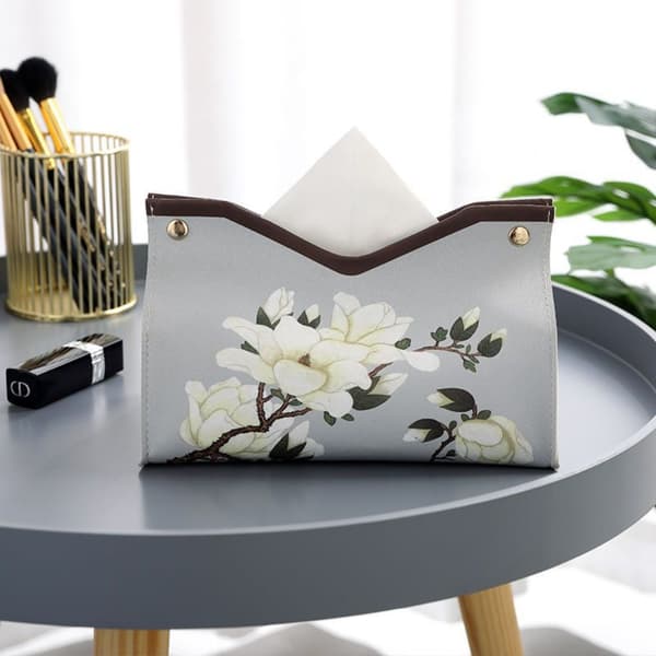 Näsdukslåda med blommigt mönster A