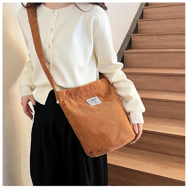 Vakosametti Crossbody Laukut Bucket Laukut MUSTA black