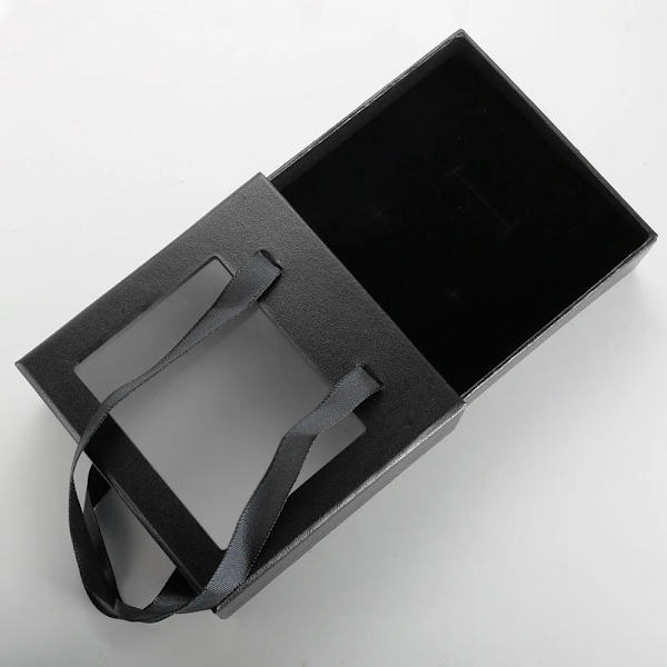 Förpackningskartong Presentpåse SVART LITEN black Small