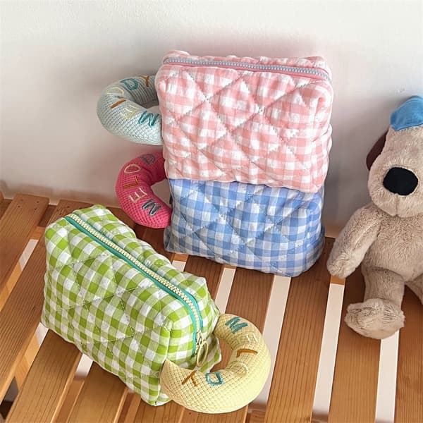 Kosmetikpung Kosmetiktasker LYSERØD pink