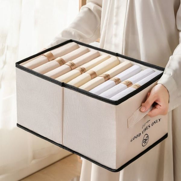 Vaatekaappi Vaatteet Säilytyslaatikko Kangassäilytyslaatikko 7 RISTIKKEET 7 RÄILIKET 7 Grids