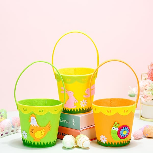 Pääsiäismunaympärikassi A A A