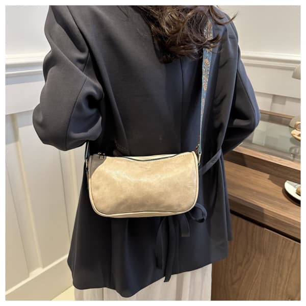 Retro Pudeformet Taske Skuldertaske SORT Black