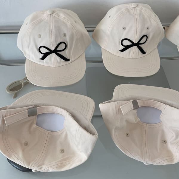 Musta baseball-lippis black