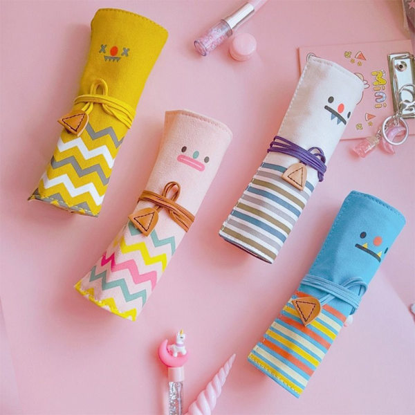 Pen Curtain Pen Bag 02 02 02