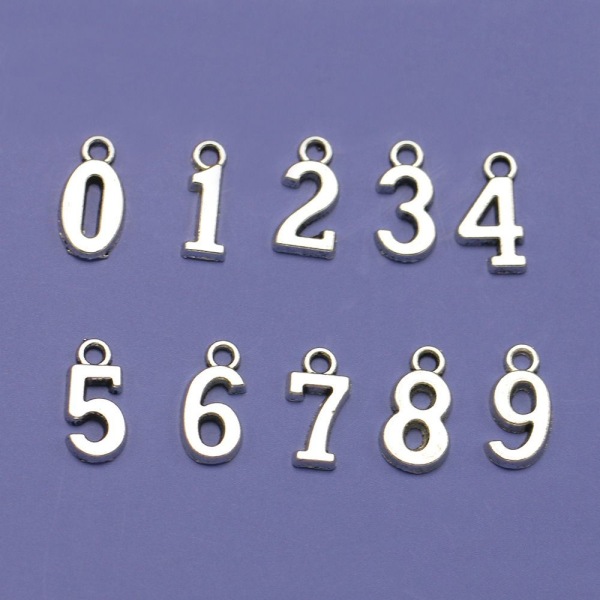 10 st Numbers Pendant Berlocker Arabiska siffror Hängen 3 3 3