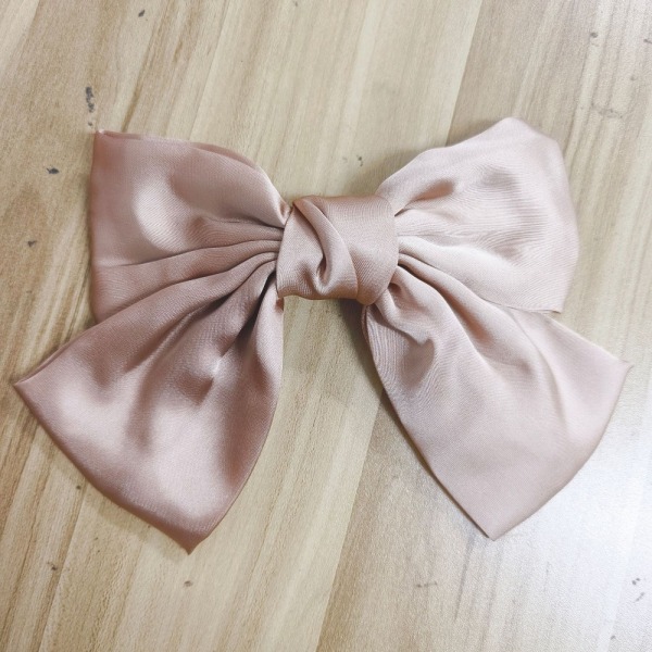 Bow Hairpin hiusklipsi CHAMPAGNE Champagne