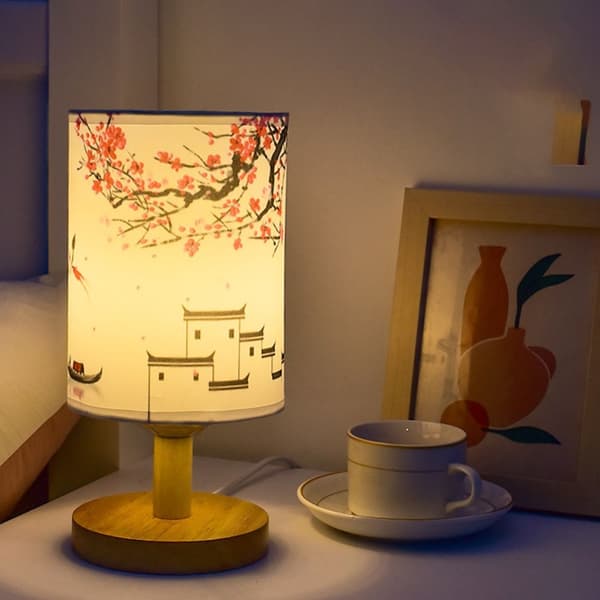 Nattbordslampe Skrivebordslampe Oppgavelampe C C C