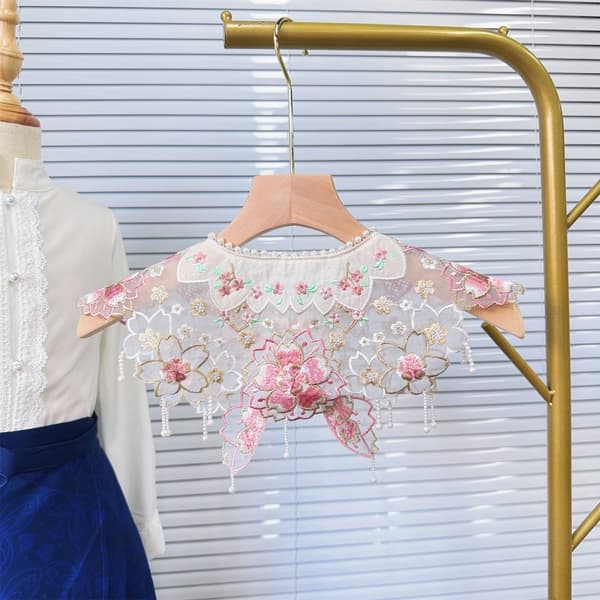 Körsbärsblommolnaxel Hanfu Broderibitar 2 2 2