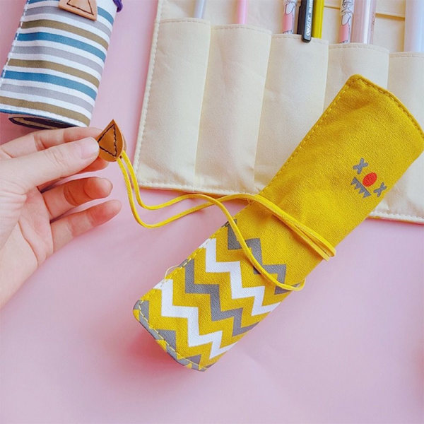 Pen Curtain Pen Bag 02 02 02