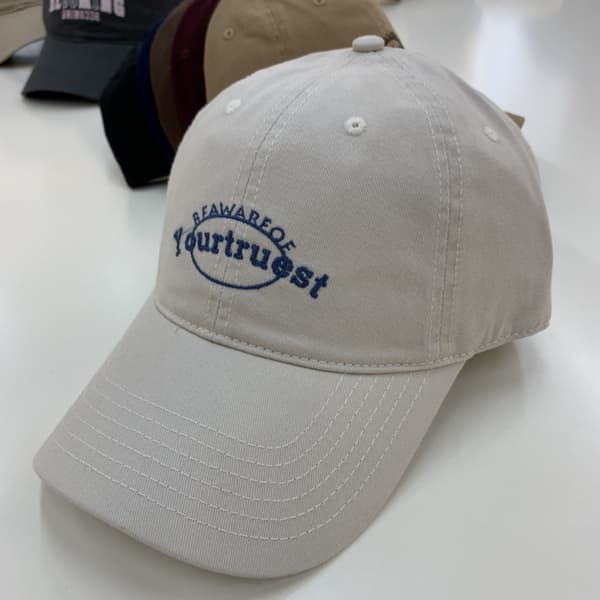 Mote baseballcaps med bokstavbroderi Hvit White