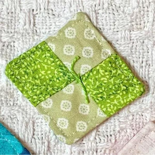 Pocket Prayer Quilt Inspiroiva taskupeitto D D D