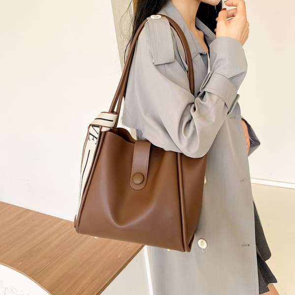 Skuldertaske Underarms taske SORT Black