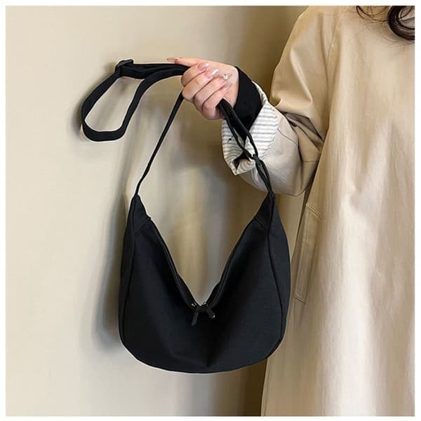 Dumpling Messenger Bag Canvas Underarm Bag HVIT white