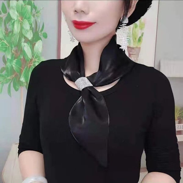 Wraps Neck Cross Scarves SVART Black