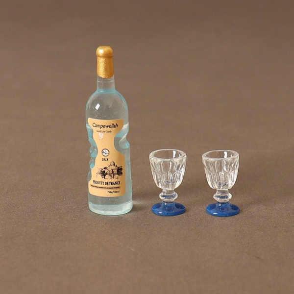 1/12 Nukketalon miniviinilelu 3 3 3