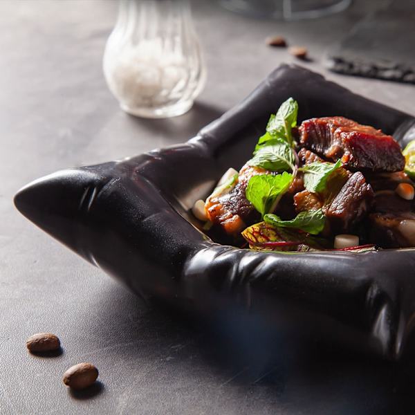Molecular Cuisine Specialitetsservice Keramisk Sushi tallerken SORT black