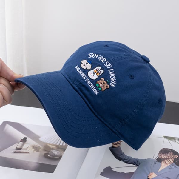 Multifarvet hat damekasket MØRKEBLÅ dark blue