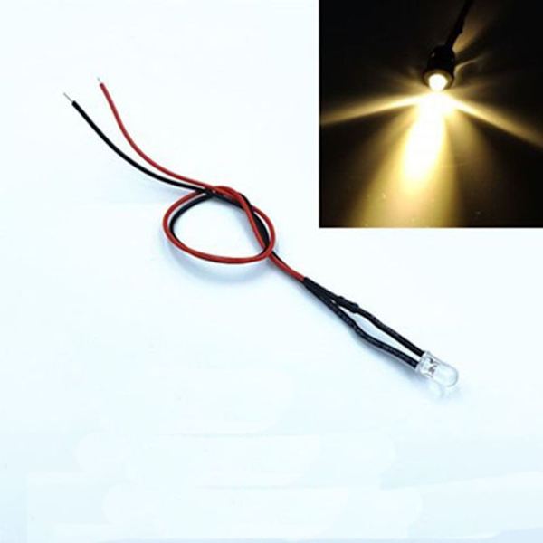 10 kpl esijohdotetut LED LED-valot lähettävät diodit LÄMMINVALKOINEN 10mm warm white 10mm-10mm