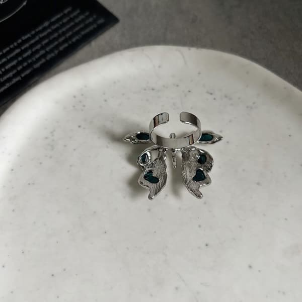 Kaulakoru solisluuketju SORMUS SORMUS Ring
