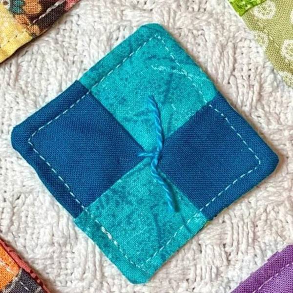 Pocket Prayer Quilt Inspiroiva taskupeitto E E E