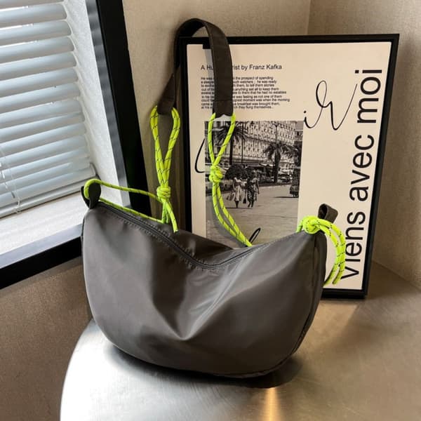 Olkakassit Hobo-laukku HARMAA gray
