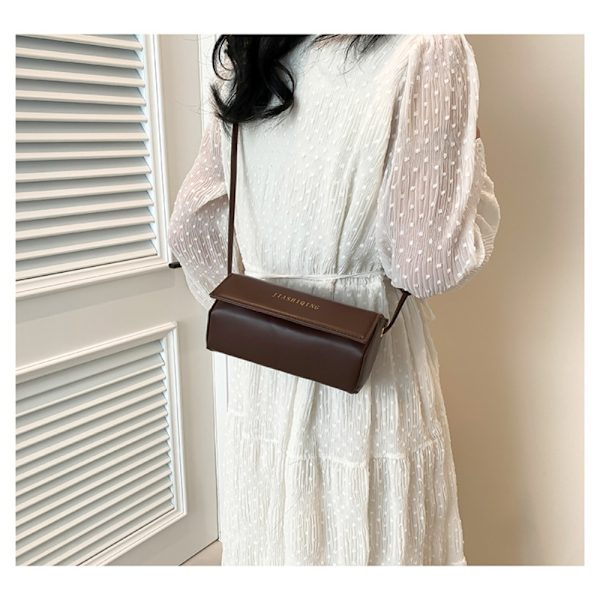 Axelväska Messenger Bag KHAKI Khaki