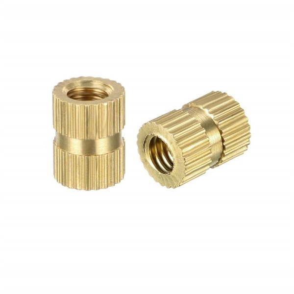 100 stk riflede innsatsmuttere Gjengede innsatser M4X8MMX6MM M4x8mmx6mm