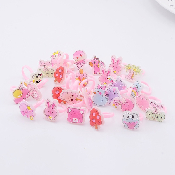 36 kpl Lasten sarjakuvasormukset, Candy Flower set Style 3
